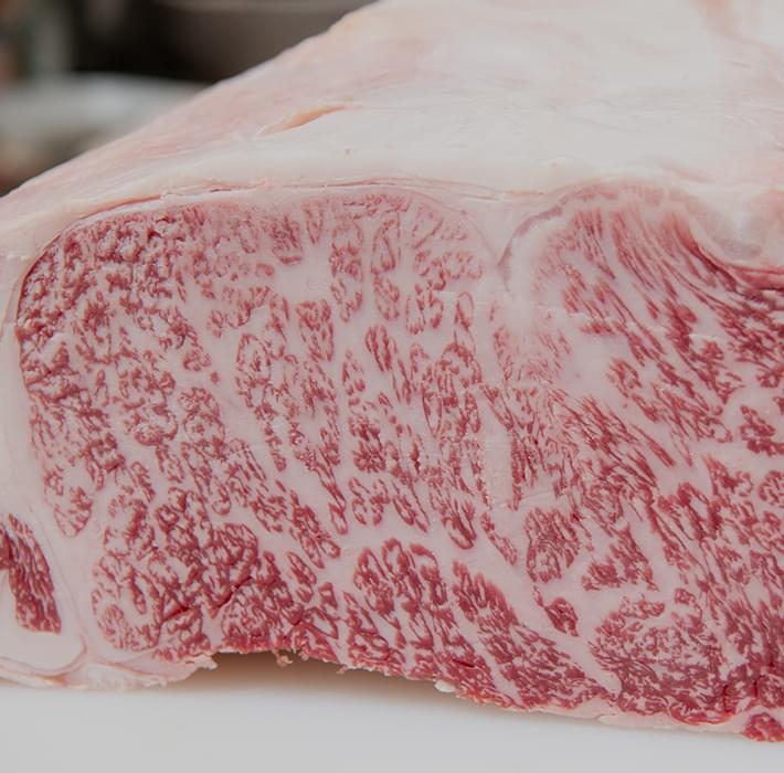 東京食肉市場で直接買い付ける近江牛